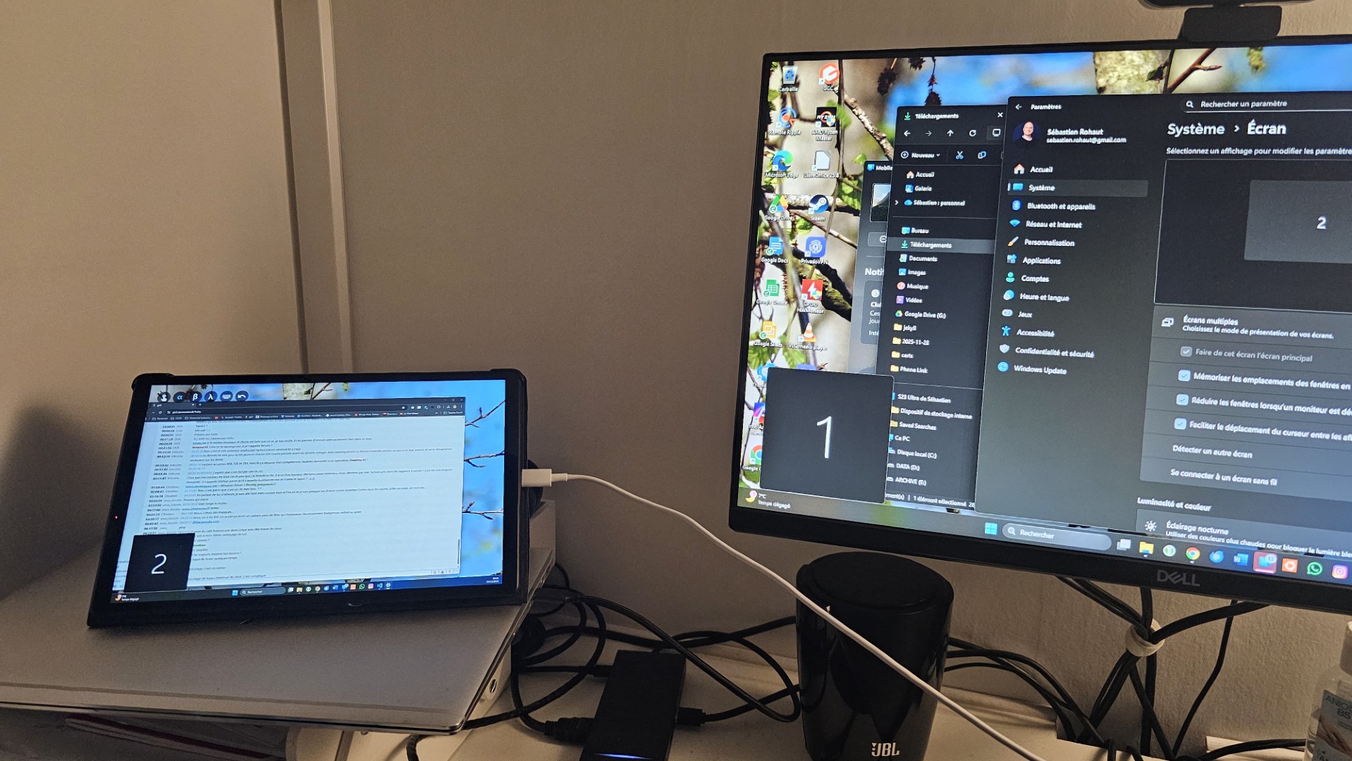 Source : https://usawa.github.io/assets/img/2025-12-07/superdisplay.jpg Superdisplay