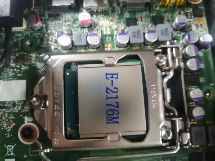 xeon2176m